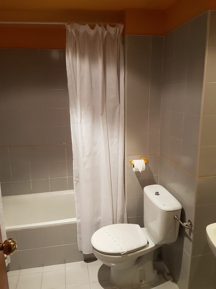 Espana Hotel 2*